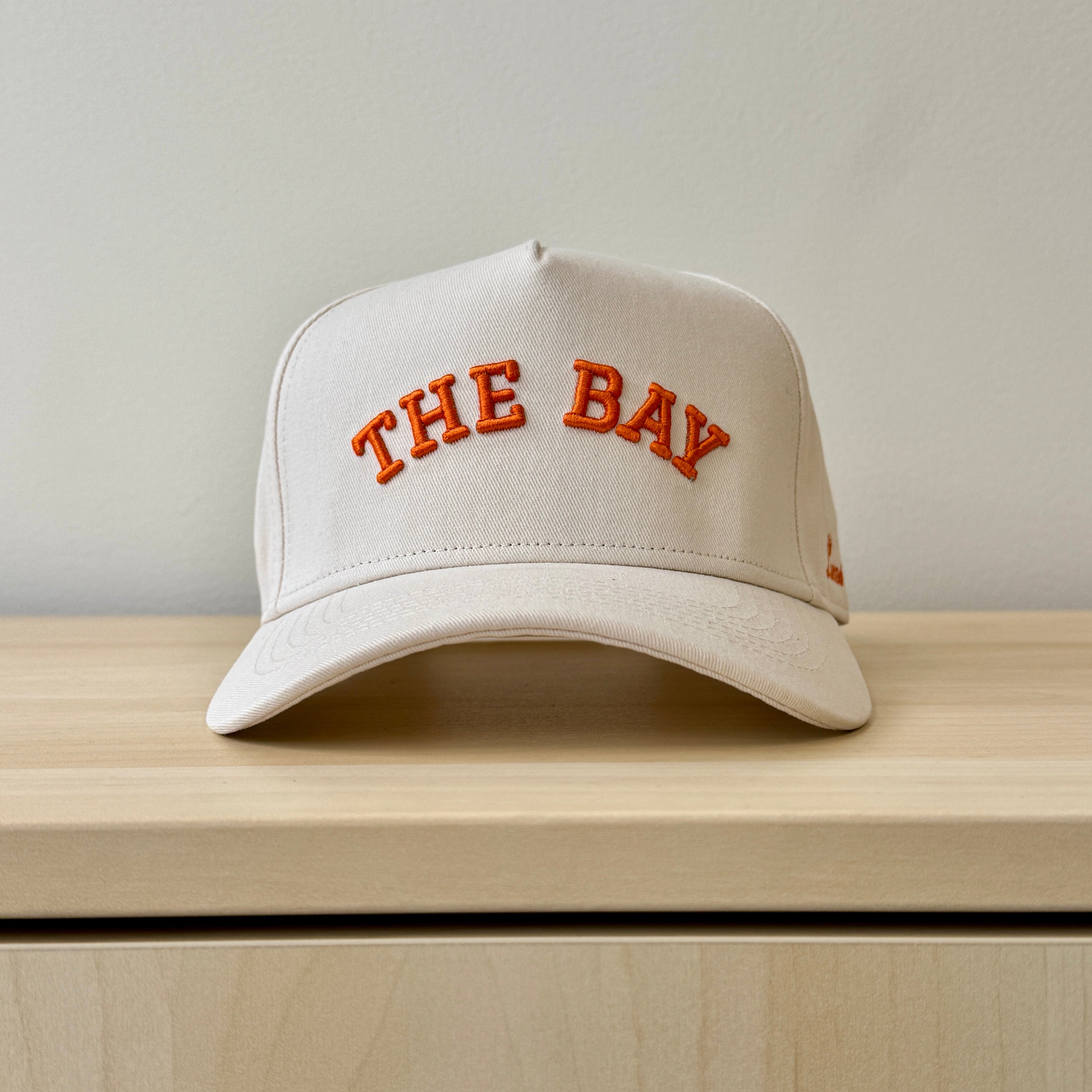 The Bay - Off White/Orange